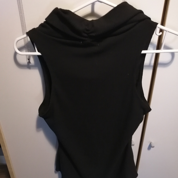 Cowl neck bodysuit - Picture 5 of 8
